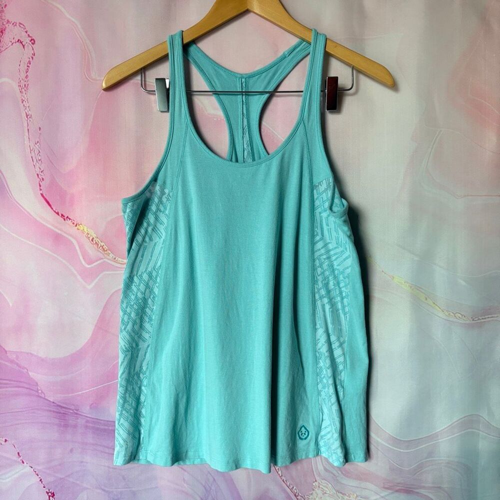 Tasc Performance M Turquoise Aqua Blue Racerback Tank Top Sporty Preppy Athletic